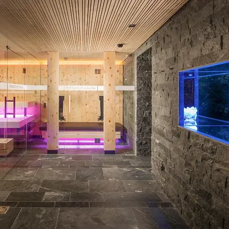 Goldener Adler - Im Sommer Silvretta Card Premium Inkludiert 4*