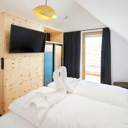 Goldener Adler - Im Sommer Silvretta Card Premium Inkludiert 호텔 이스크글
