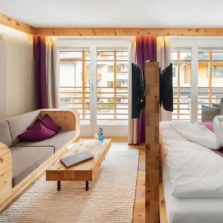Goldener Adler - Im Sommer Silvretta Card Premium Inkludiert 호텔 4*