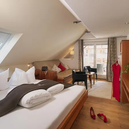 Goldener Adler - Im Sommer Silvretta Card Premium Inkludiert 이스크글