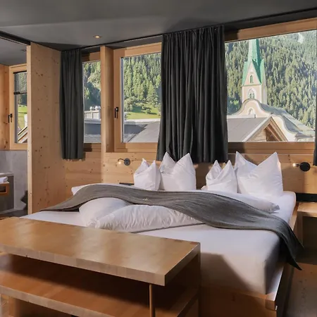 Goldener Adler - Im Sommer Silvretta Card Premium Inkludiert 호텔