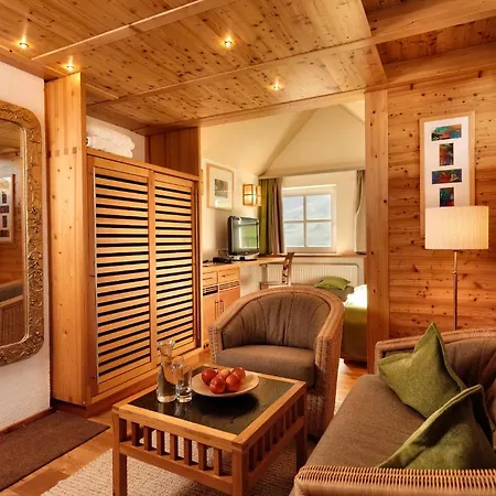 Goldener Adler - Im Sommer Silvretta Card Premium Inkludiert 이스크글